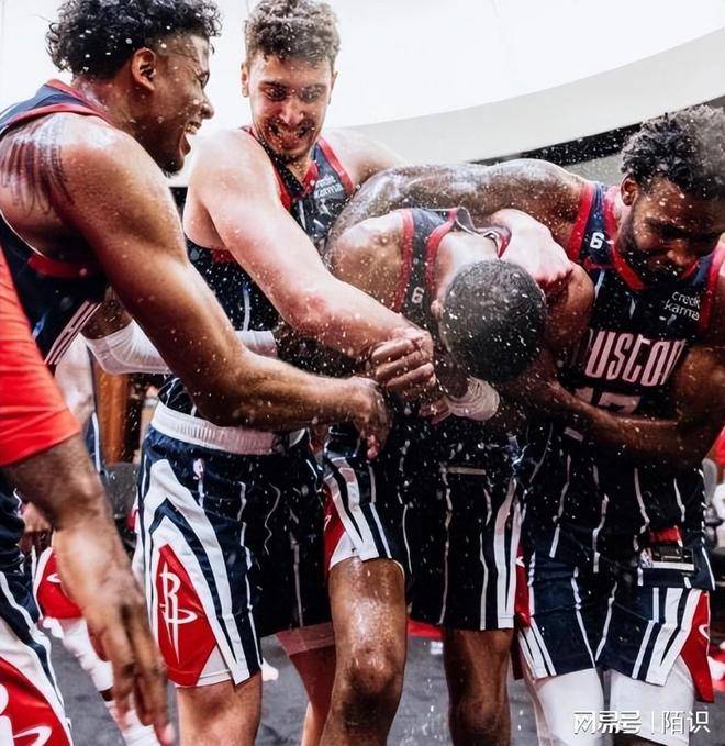 s15全球总决赛-队列训练七个内容指挥口令