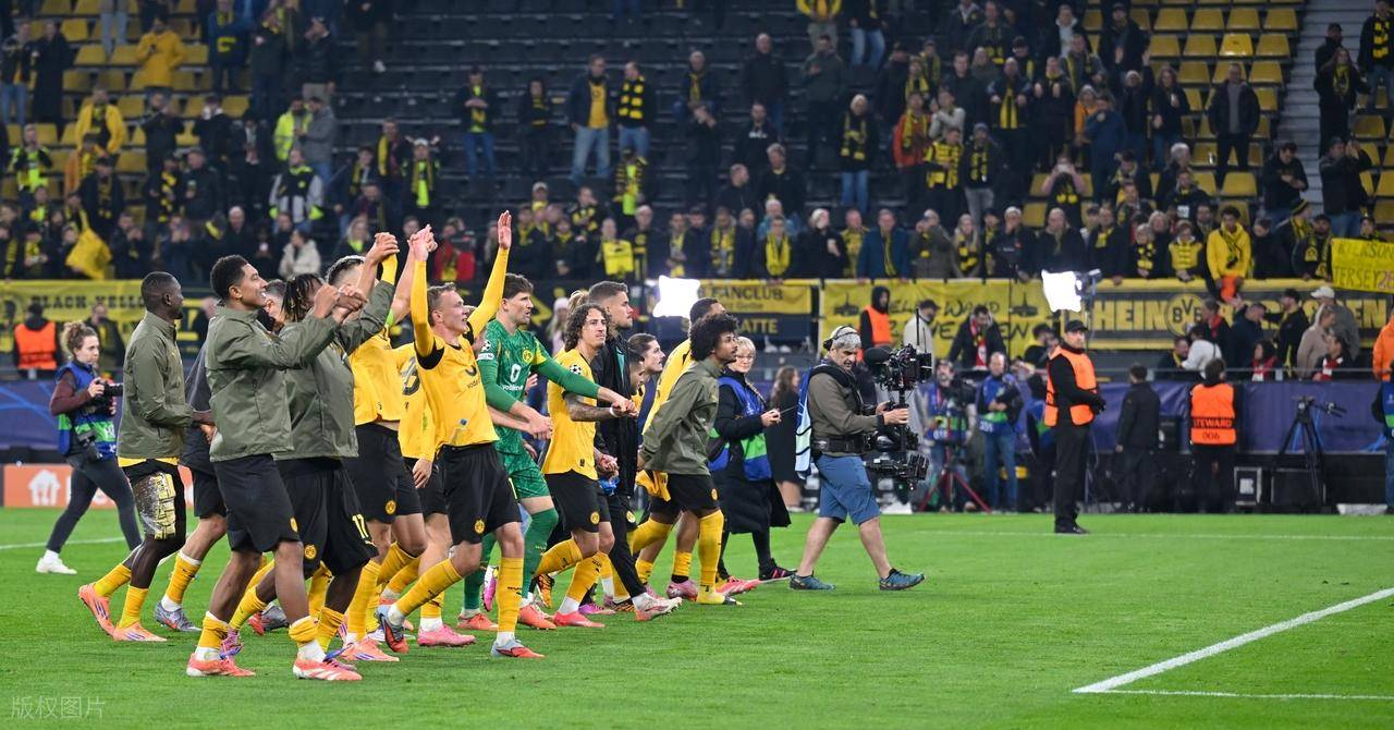 s15全球总决赛-关于底特律活塞训练开放日，今晨止住颓势引欢呼，德甲在即，资深球员宣示担当的信息