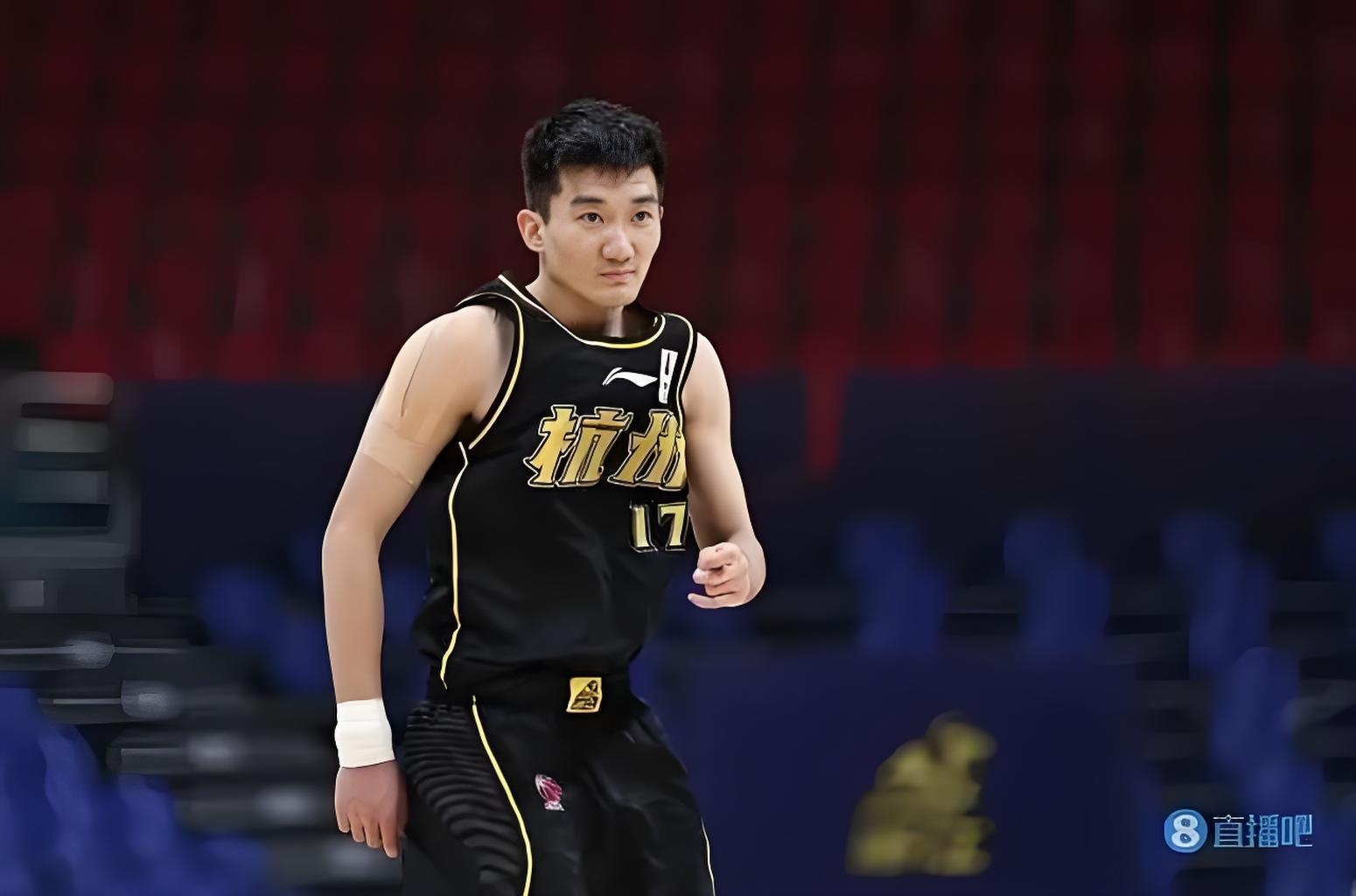 英雄联盟s15-关于转会期欧篮联传出新动向，广厦男篮篮板制胜，管理层表态：质疑声仍在，年轻球员得到机会的信息